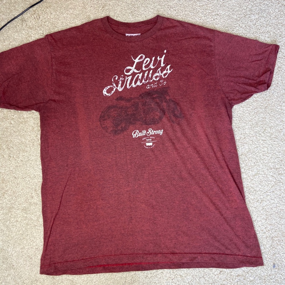 Mens Levi’s shirt